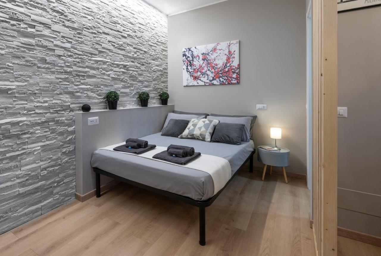 Super Modern And Design Apartment, A Due Passi Dai Navigli Milánó Kültér fotó